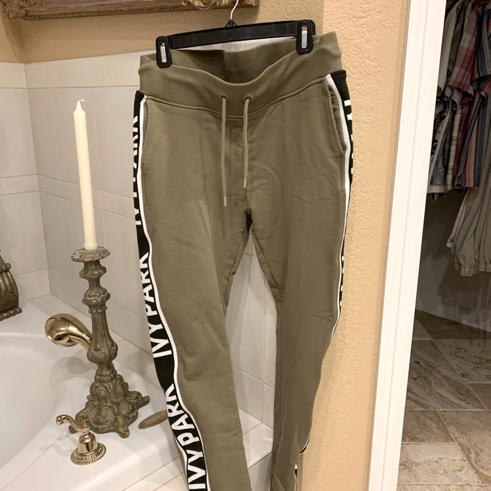 Women’s sweat pants